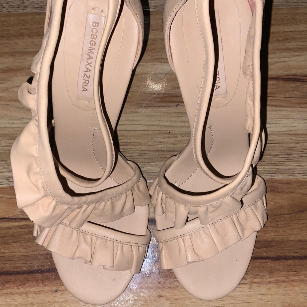 BCBGMaxazria Peach Leather Ruffle Sandals